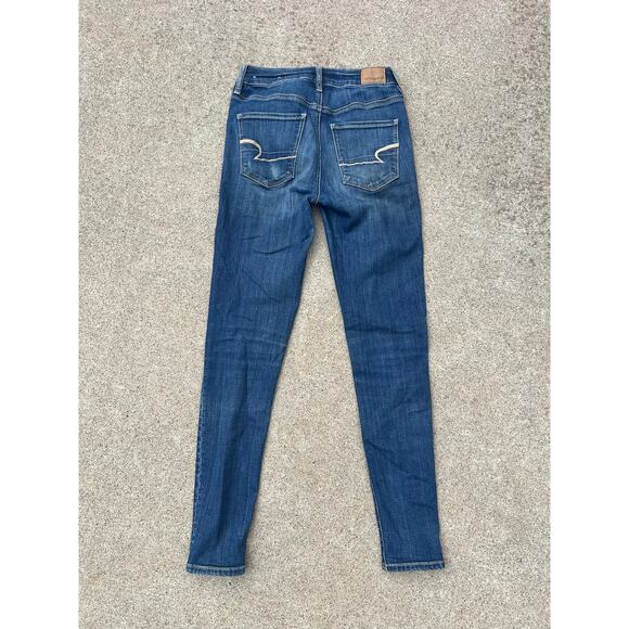 American Eagle Super Stretch Super Hi-Rise Medium Wash Jegging Size 2 Regular - Picture 7 of 9
